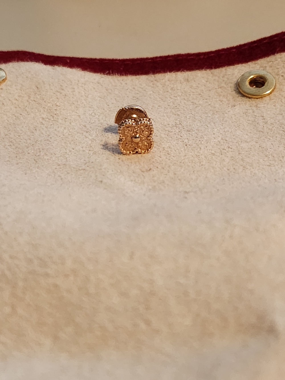 Authentic Van Cleef & Arpels  18K Rose Gold Stud  Earring - Picture 5 of 5